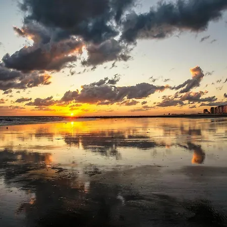 Cozy On The 5th Floor With Terrace * Middelkerke